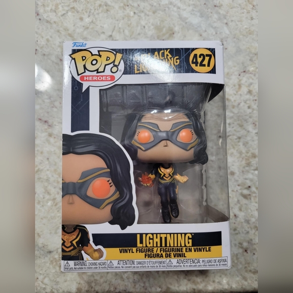 Black Lightning DC Lightning Vinyl Figure Funko Pop Hero NWT unopened - Picture 1 of 3